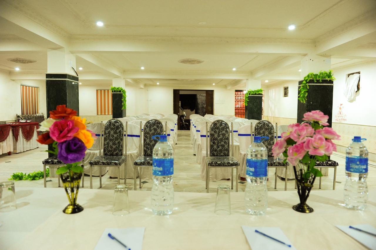 Jayanti Hotel タラピス エクステリア 写真