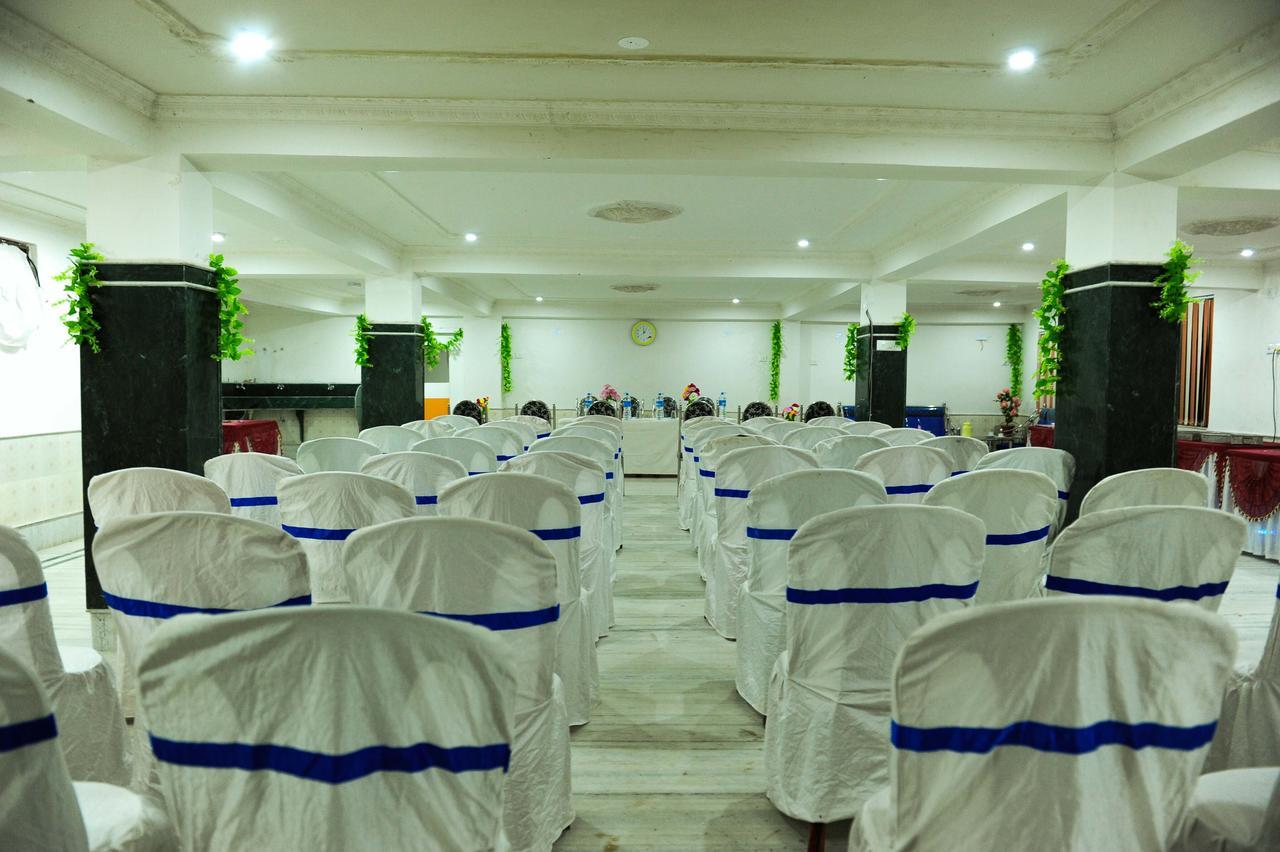 Jayanti Hotel タラピス エクステリア 写真
