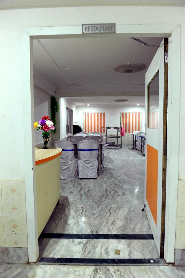 Jayanti Hotel タラピス エクステリア 写真